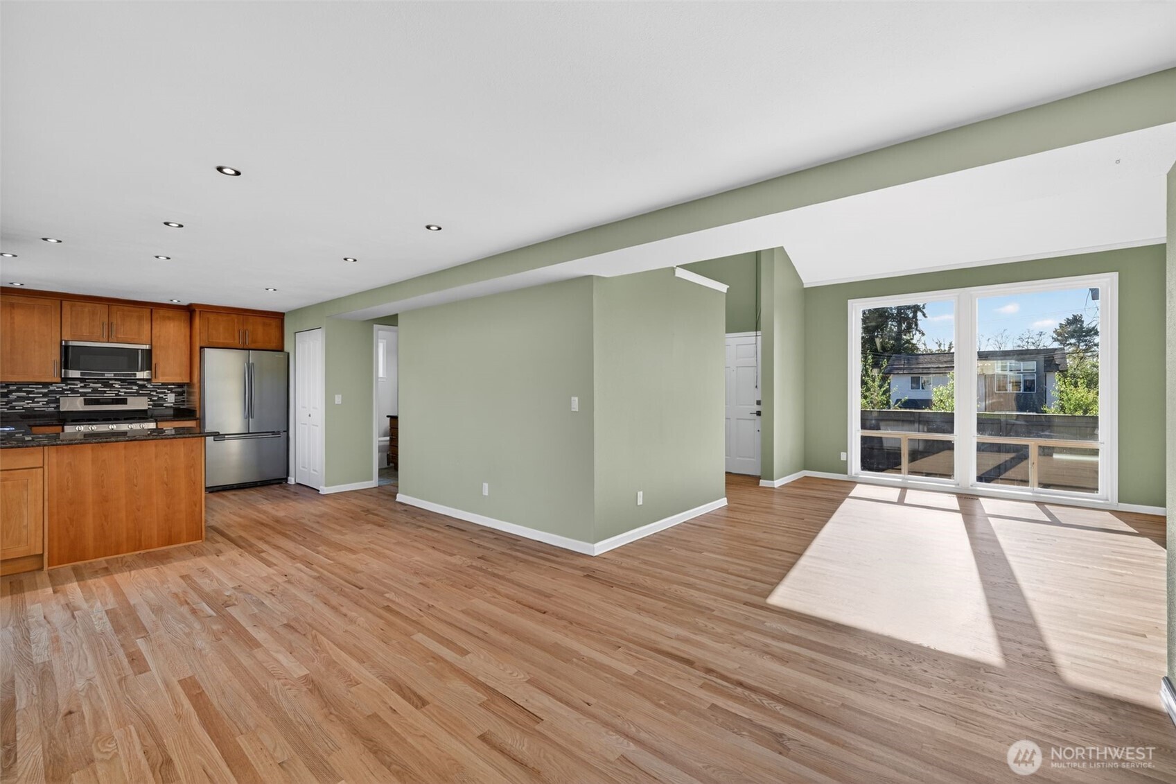 12228 Dayton Avenue N, Seattle, WA 98133