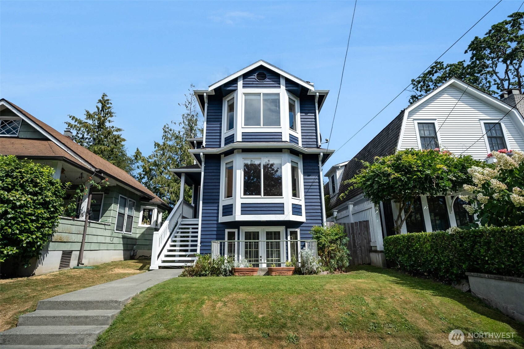 2006 42nd Avenue E, Seattle, WA 98112