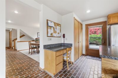 9520 Odin Way , Bothell, WA 98011-1645 - Photo 12