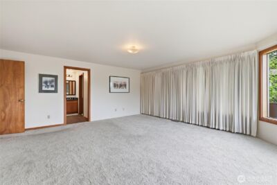 9520 Odin Way , Bothell, WA 98011-1645 - Photo 15