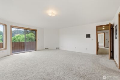 9520 Odin Way , Bothell, WA 98011-1645 - Photo 16