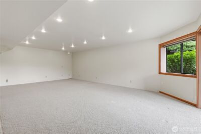 9520 Odin Way , Bothell, WA 98011-1645 - Photo 31