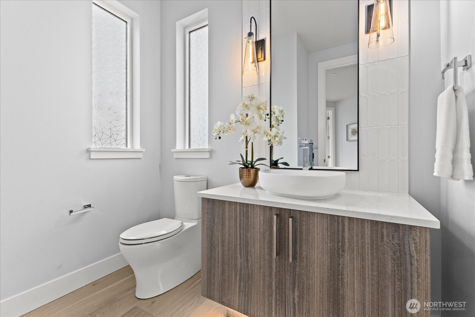 13038 NE 102nd Place , Kirkland, WA 98033