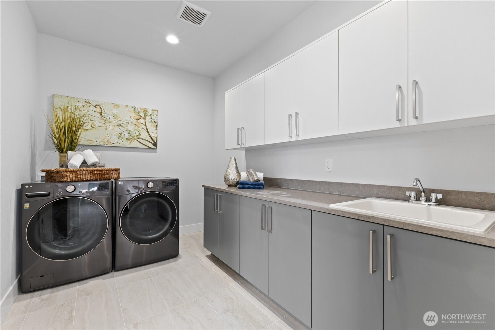 13038 NE 102nd Place , Kirkland, WA 98033