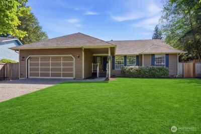 1016 215th Street SE, Bothell, WA 98021 - Photo 2