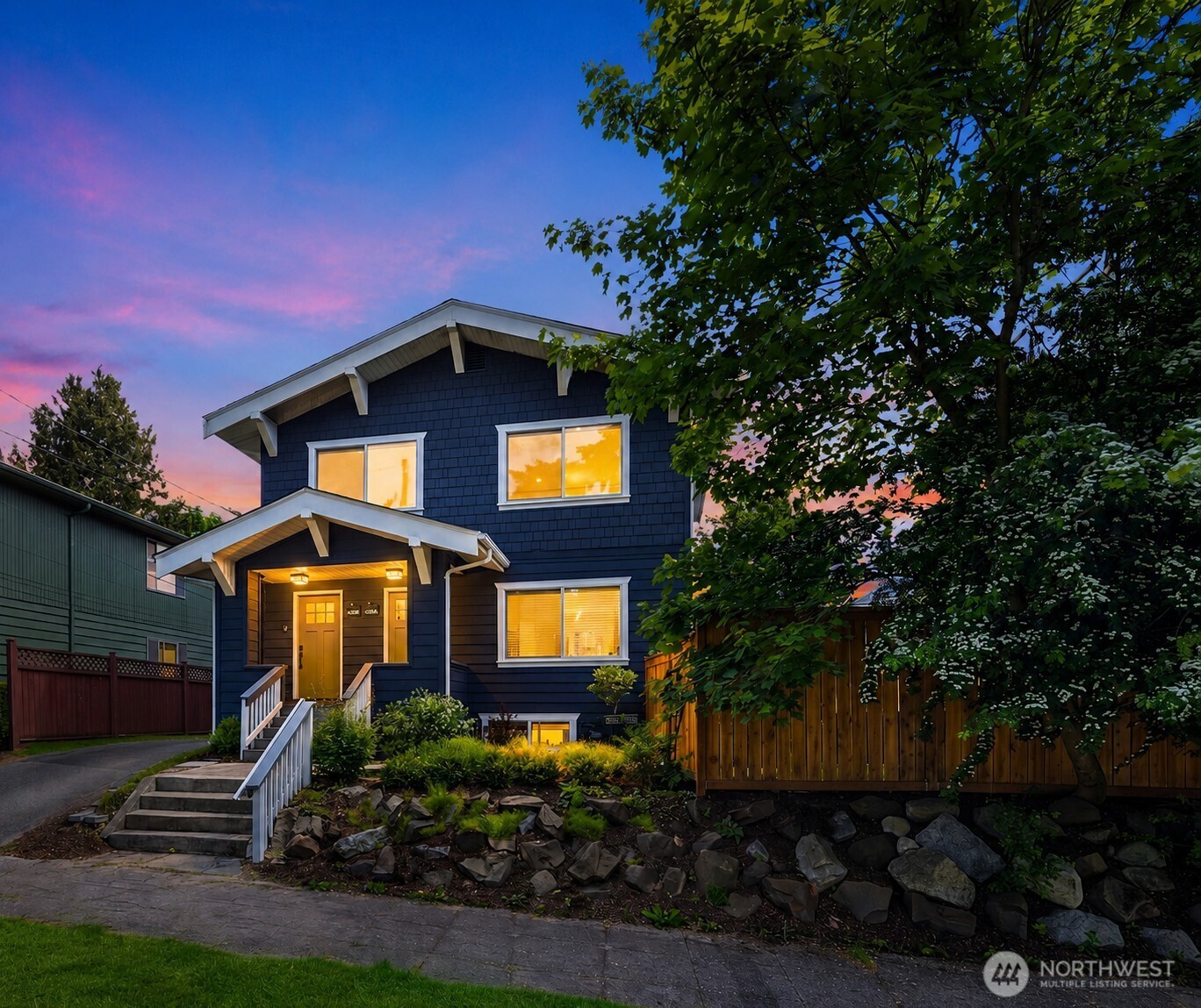 4206 Dayton Avenue N, Seattle, WA 98103