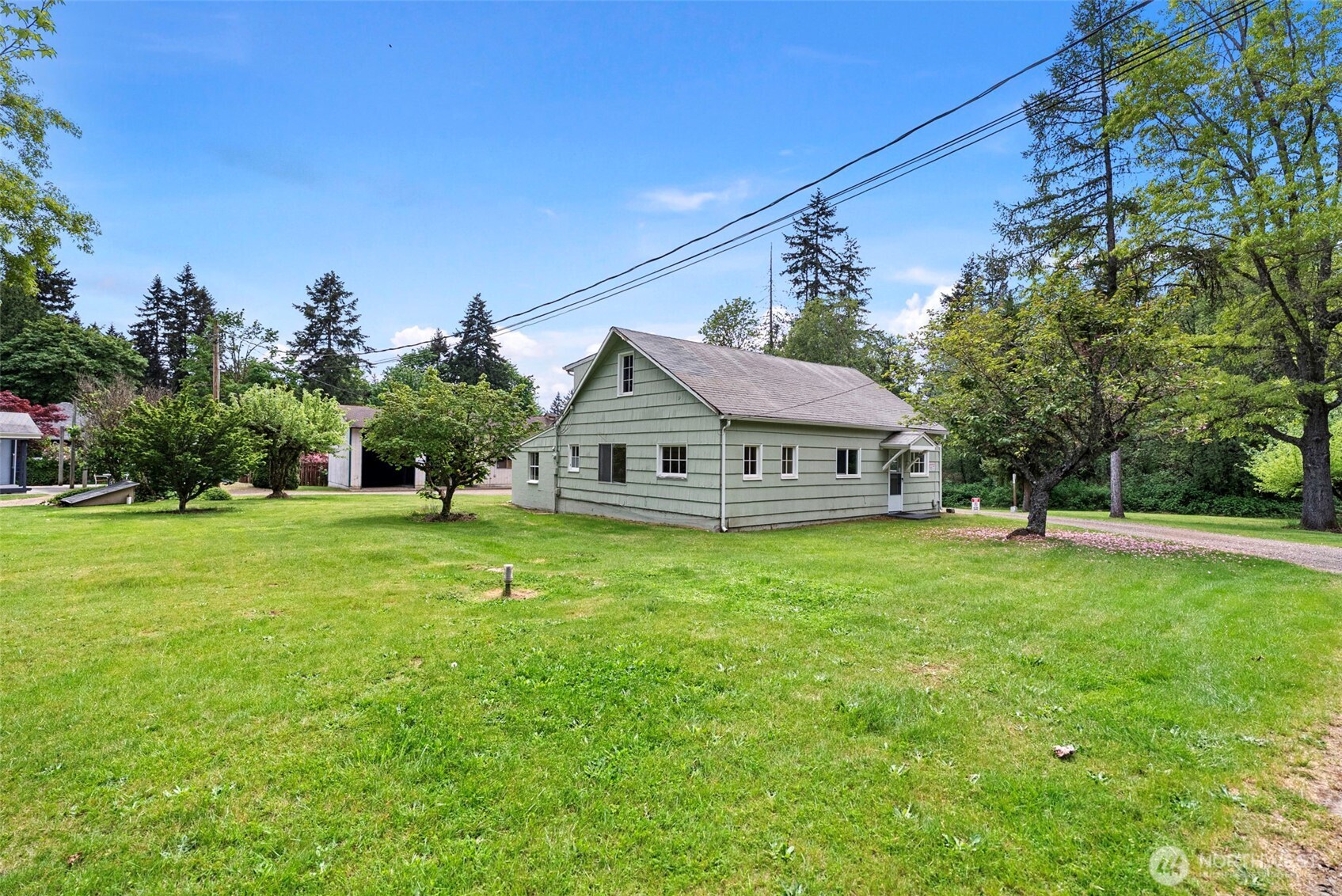 135 NW Walker Road , Poulsbo, WA 98370
