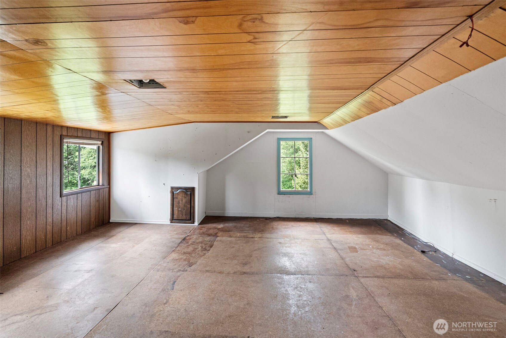 135 NW Walker Road , Poulsbo, WA 98370