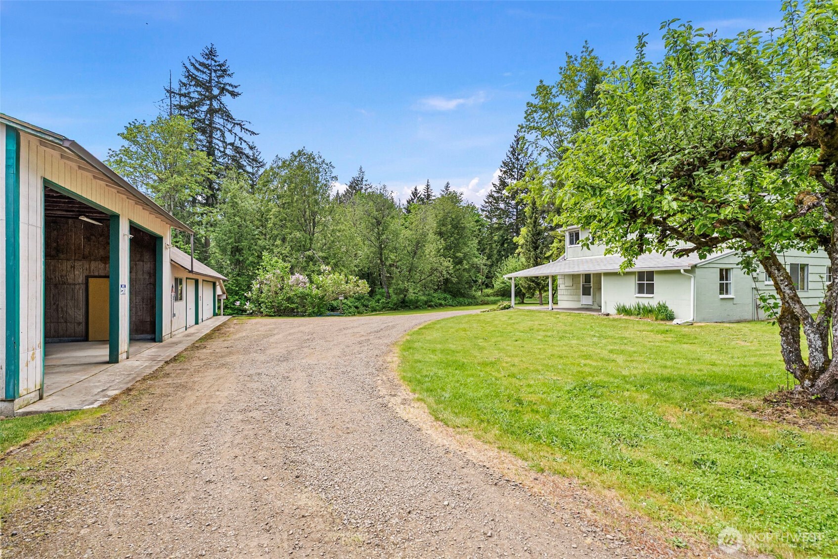 135 NW Walker Road , Poulsbo, WA 98370