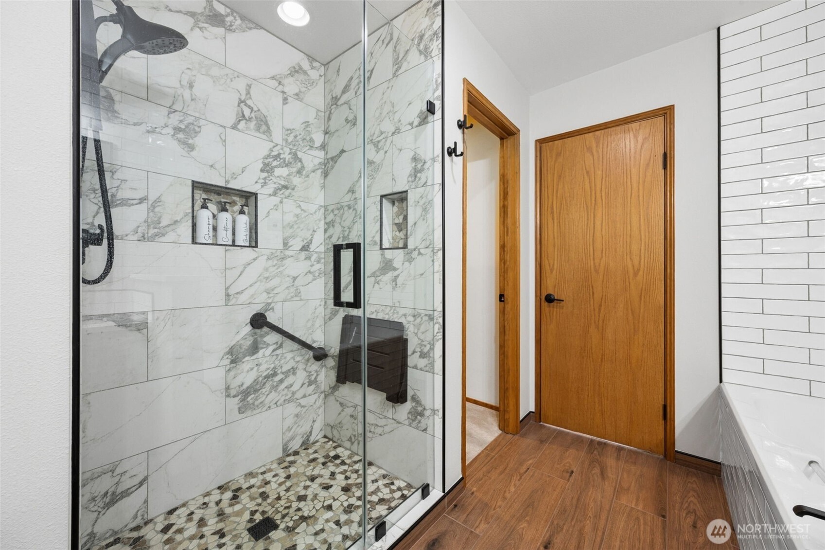 13715 110th Avenue Ct E, Puyallup, WA 98374