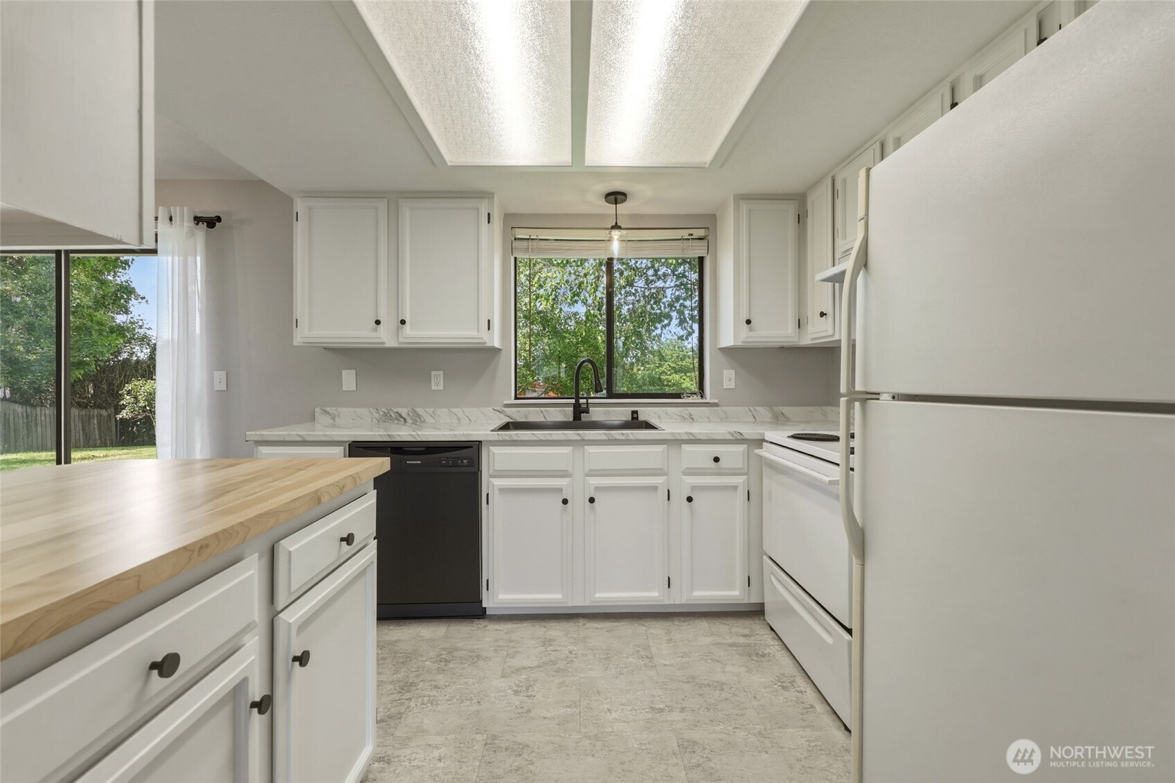 9140 Shadberry Drive SE, Olympia, WA 98513-2175