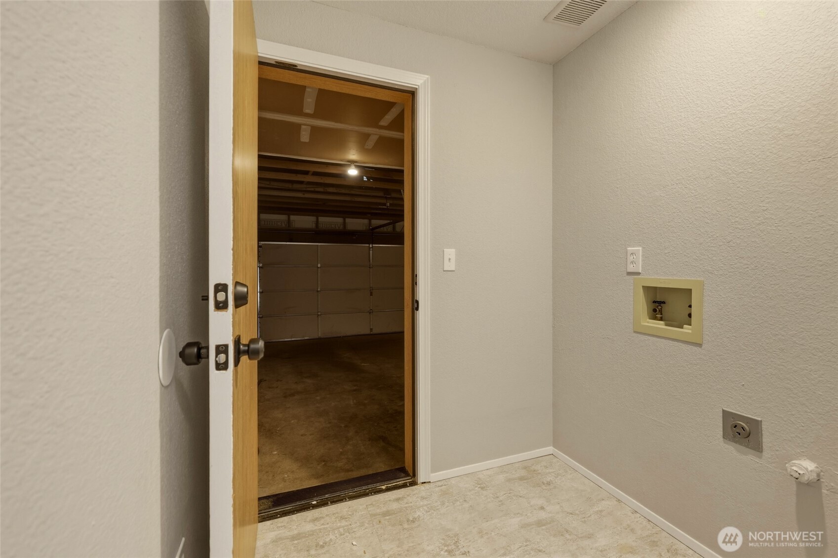 9140 Shadberry Drive SE, Olympia, WA 98513-2175
