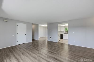 9140 Shadberry Drive SE, Olympia, WA 98513-2175 - Photo 7