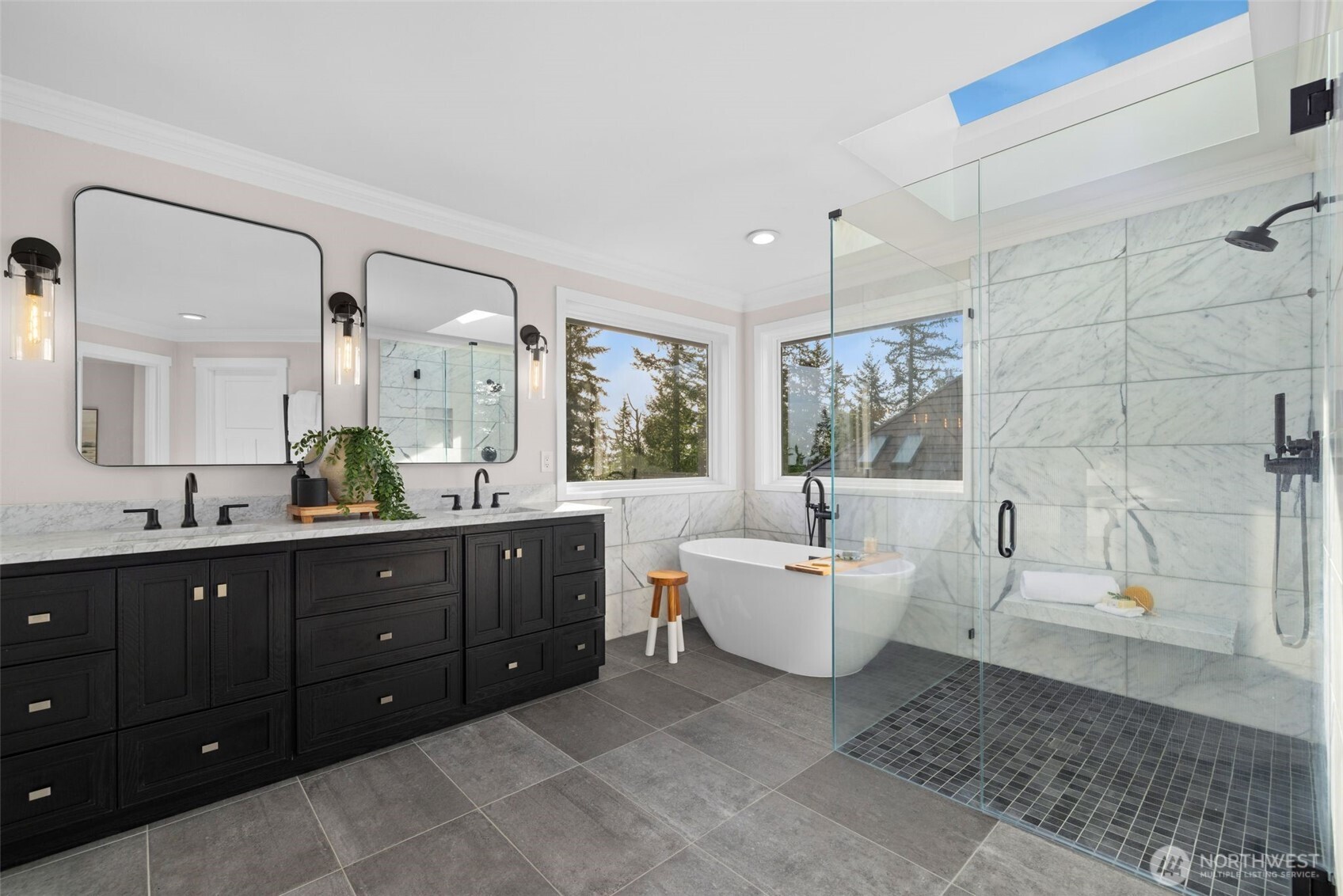 6599 170th Place SE, Bellevue, WA 98006