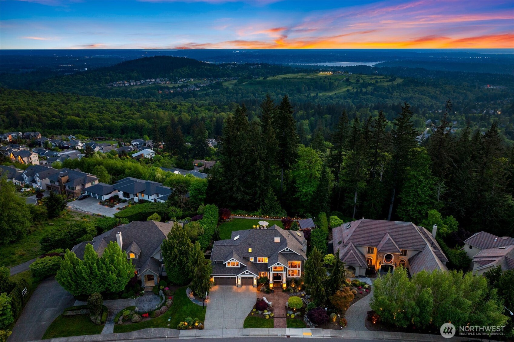 6599 170th Place SE, Bellevue, WA 98006