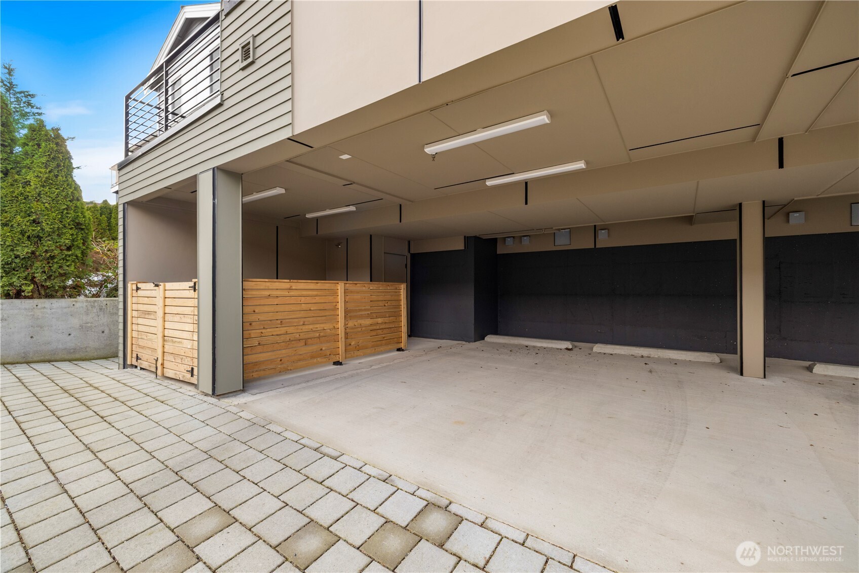 6546 B Latona Avenue NE, Seattle, WA 98115