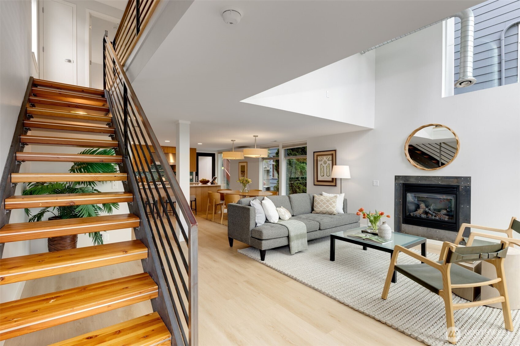 4529 34th Avenue S, Seattle, WA 98118