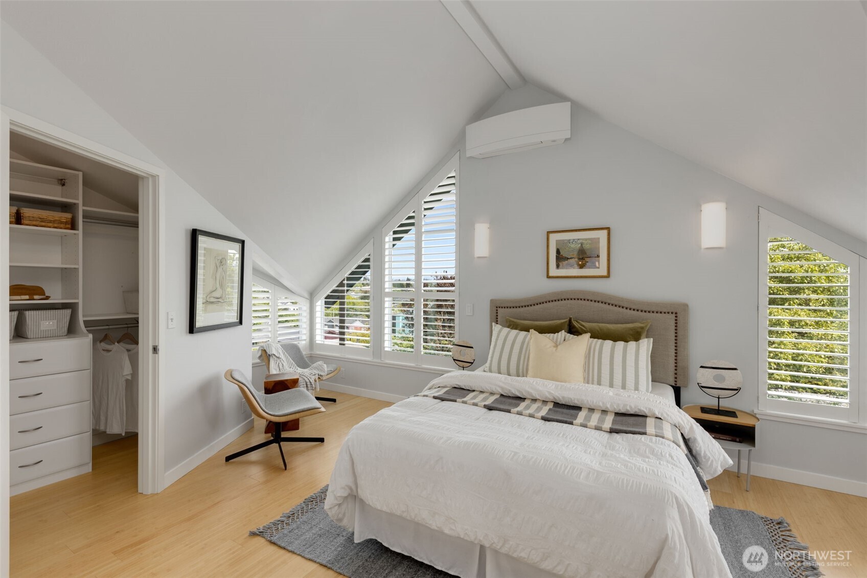 4529 34th Avenue S, Seattle, WA 98118