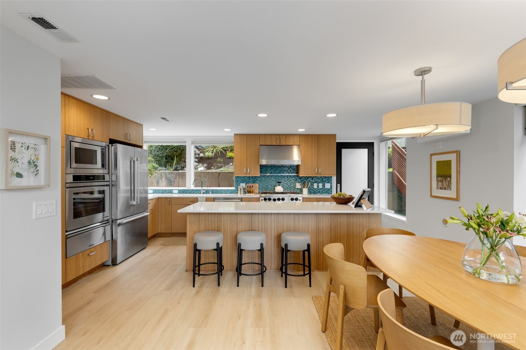 4529 34th Avenue S, Seattle, WA 98118
