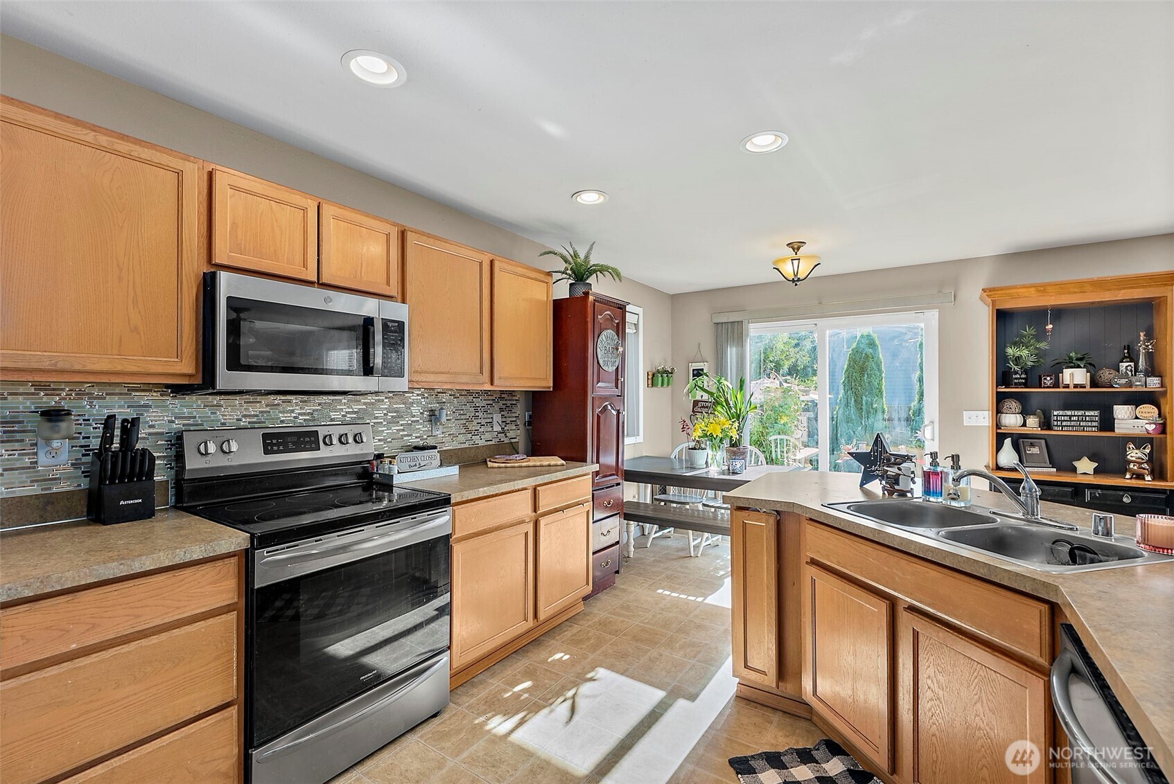 17801 14th Avenue Ct E, Spanaway, WA 98387