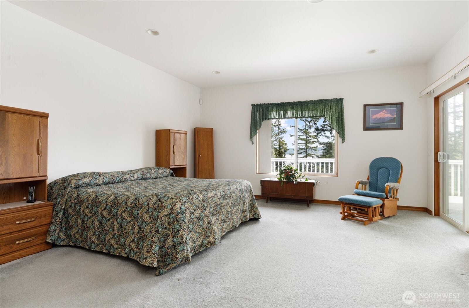 152 E Morris Road , Coupeville, WA 98239