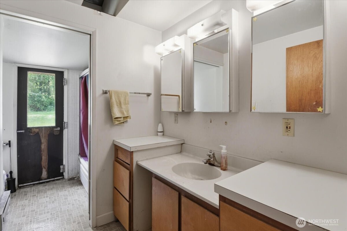 17626 87th Avenue SE, Snohomish, WA 98296-8078