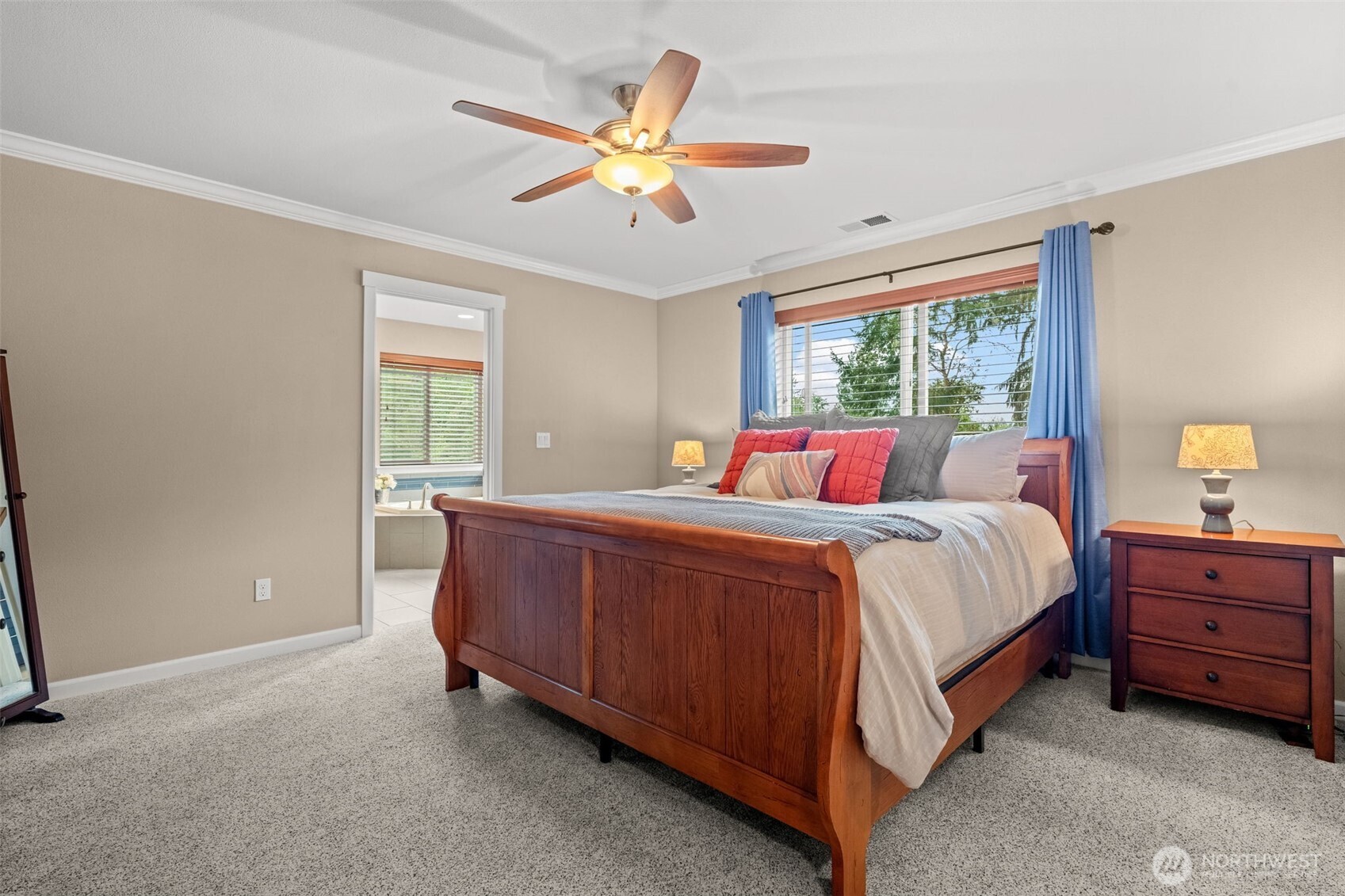 9328 74th Avenue NW, Gig Harbor, WA 98332