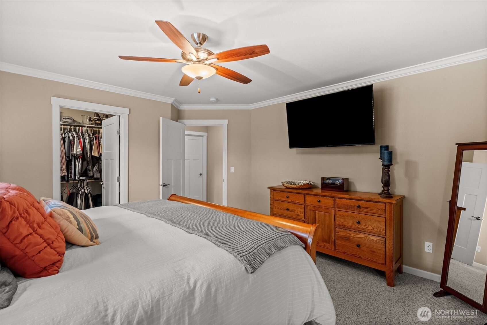 9328 74th Avenue NW, Gig Harbor, WA 98332