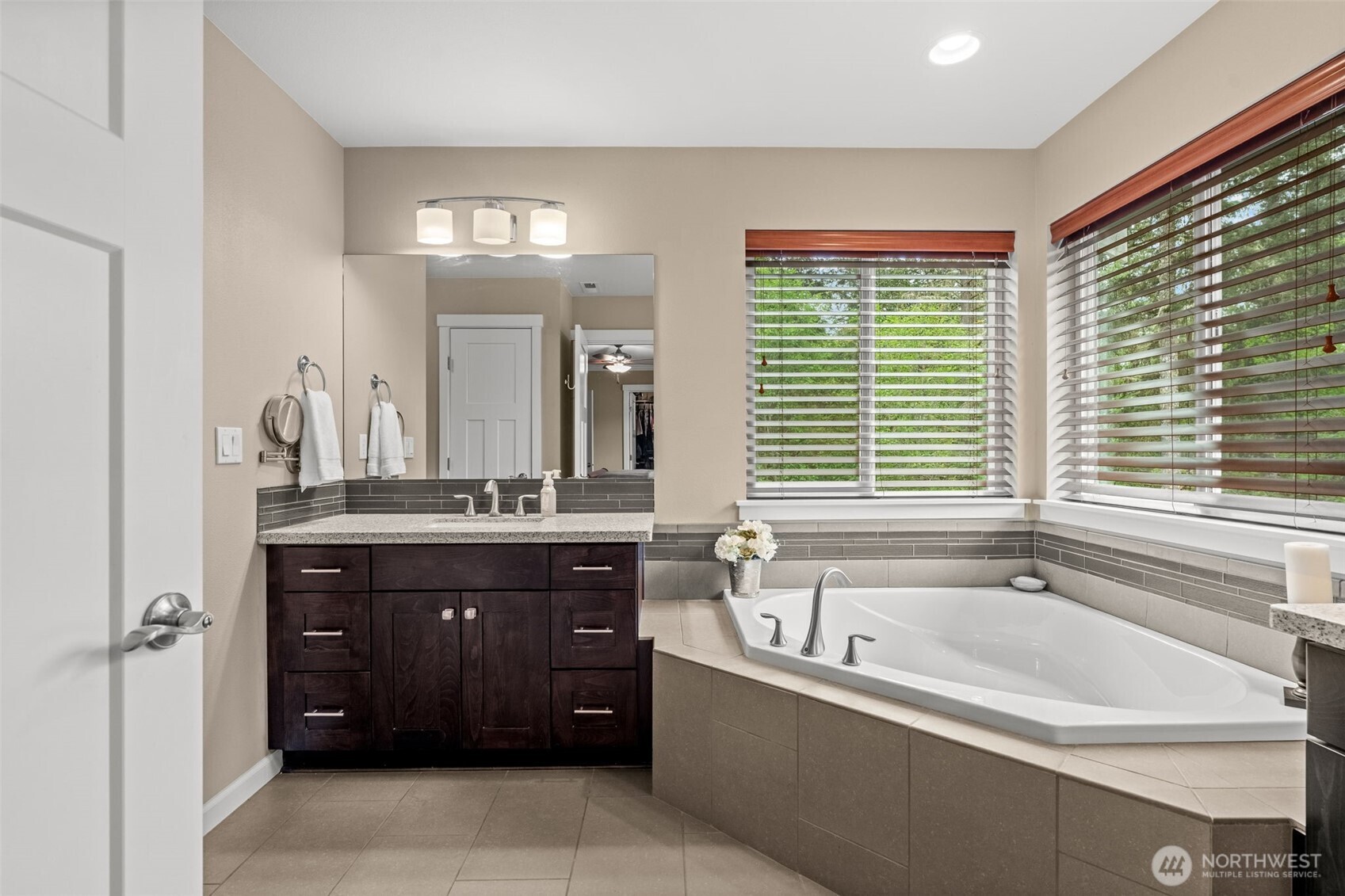 9328 74th Avenue NW, Gig Harbor, WA 98332