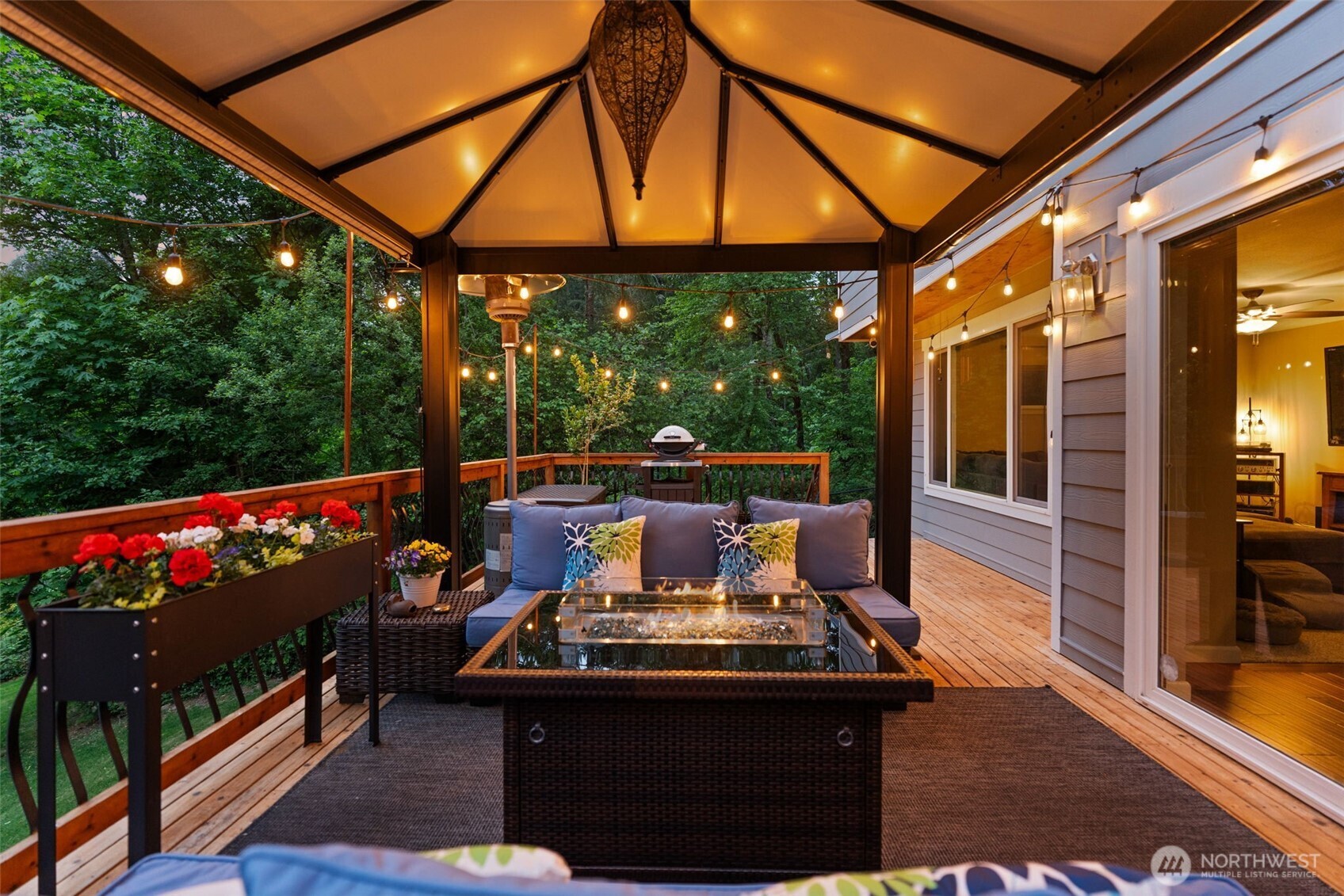 9328 74th Avenue NW, Gig Harbor, WA 98332