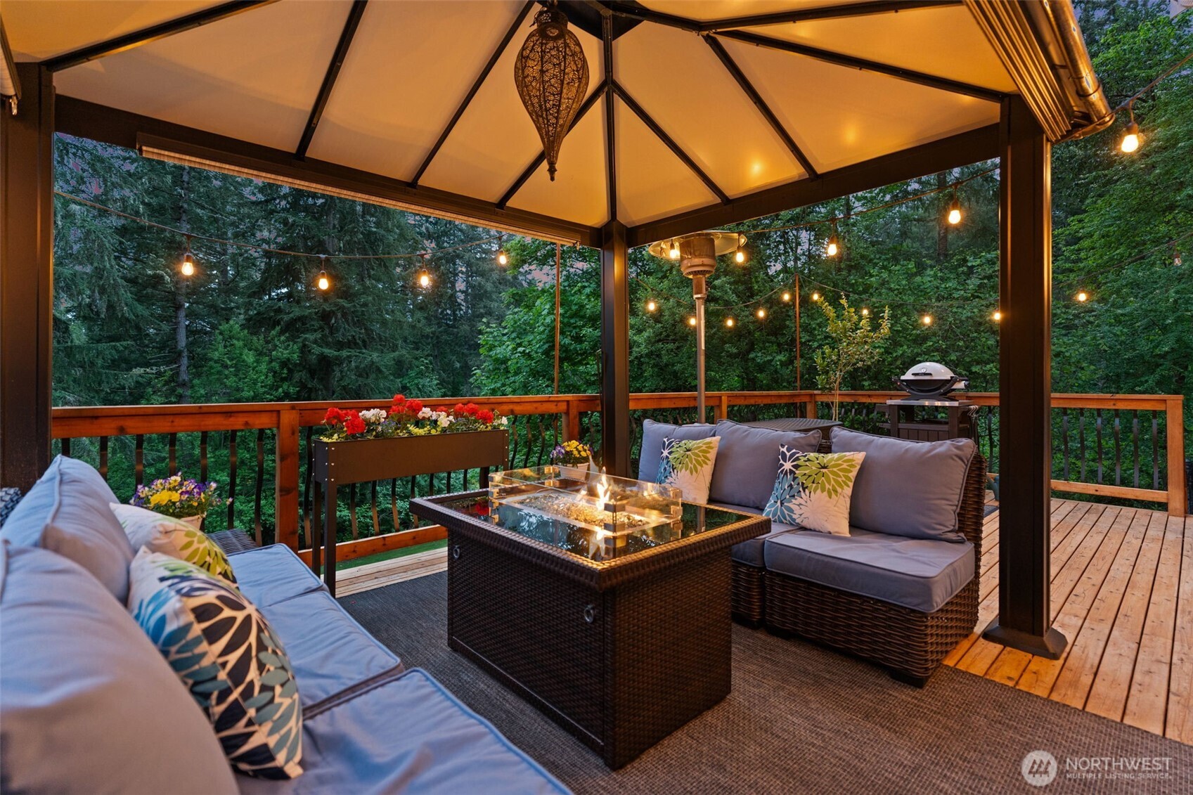 9328 74th Avenue NW, Gig Harbor, WA 98332