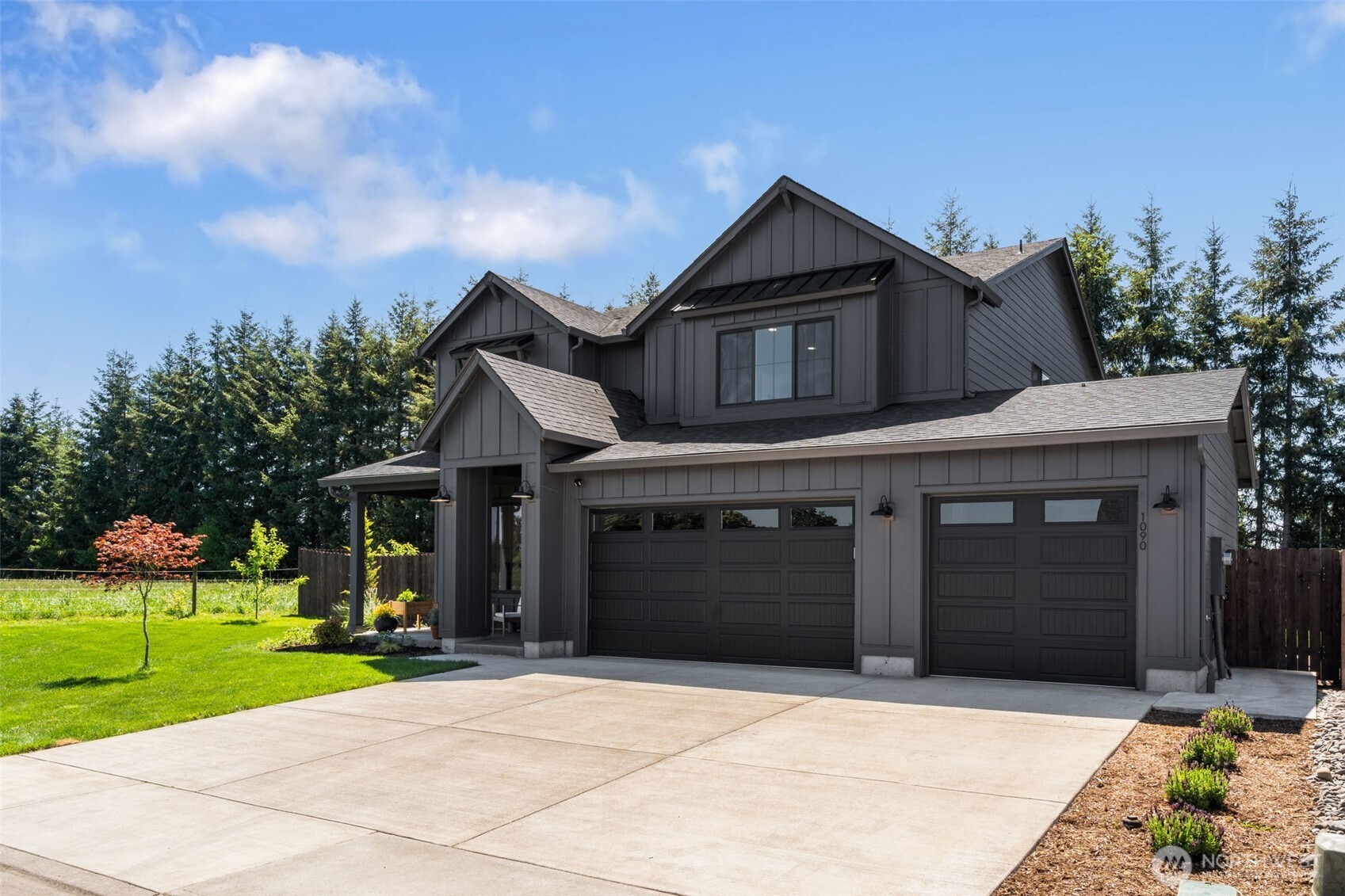 1090 RW Fletcher Street , Winlock, WA 98596