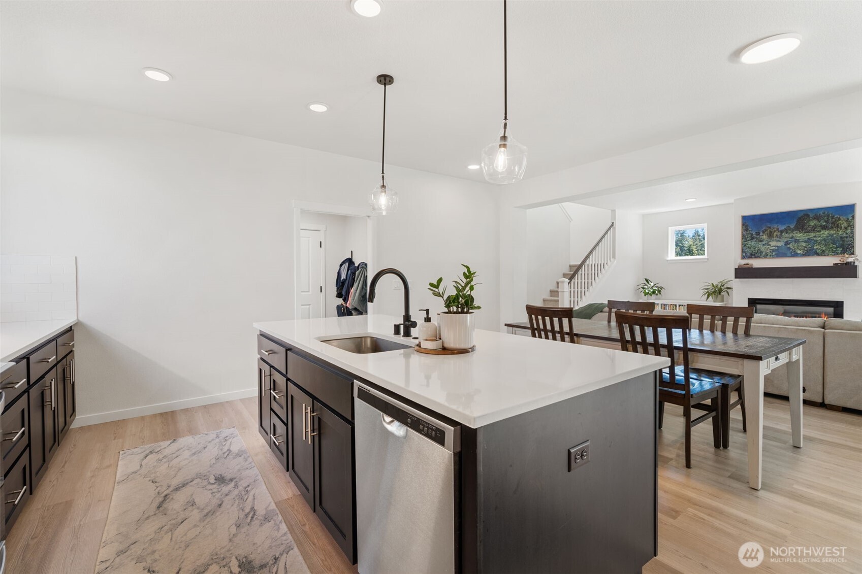 1090 RW Fletcher Street , Winlock, WA 98596