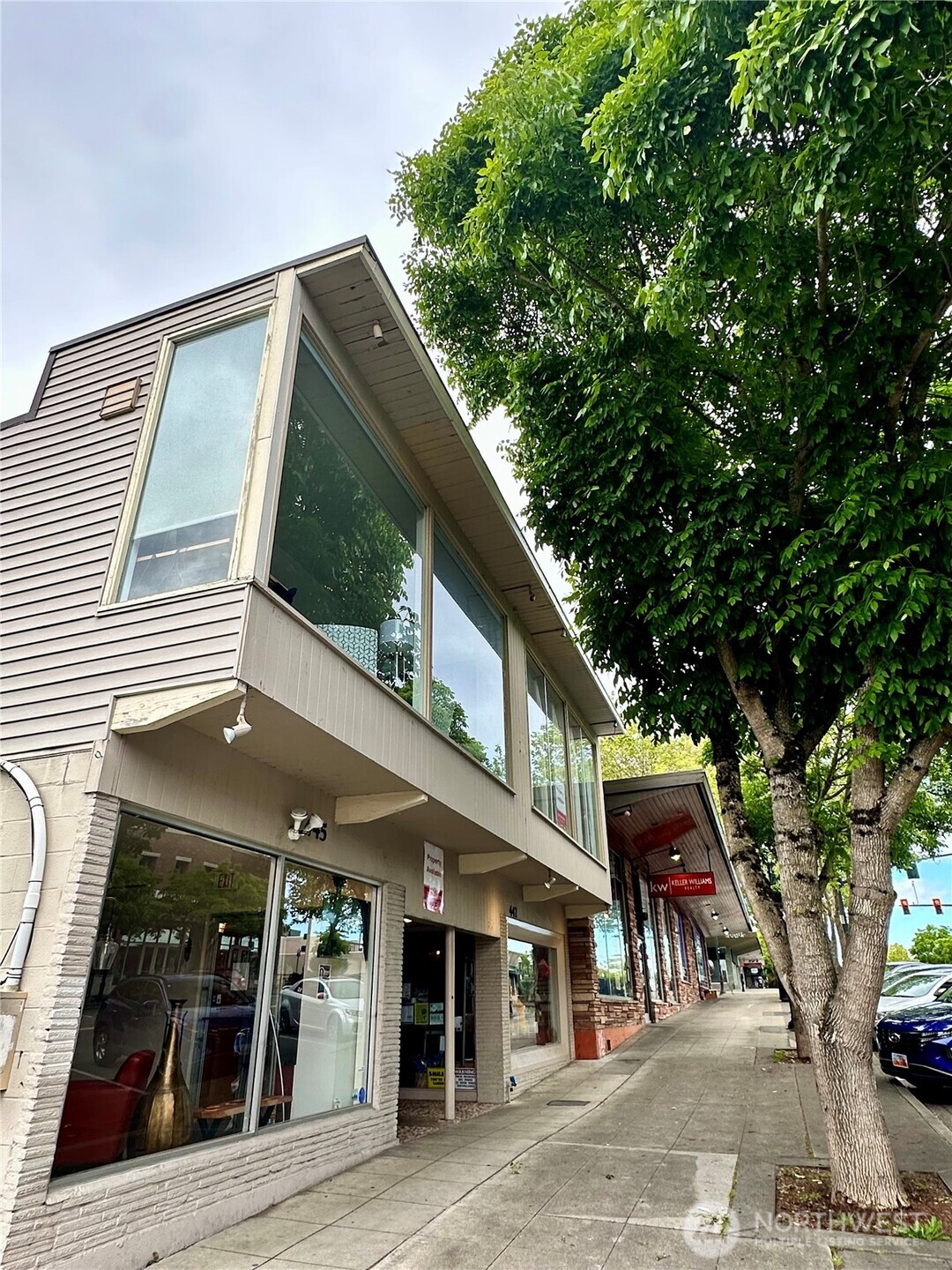 447 SW 152nd Street #206, Burien, WA 98166