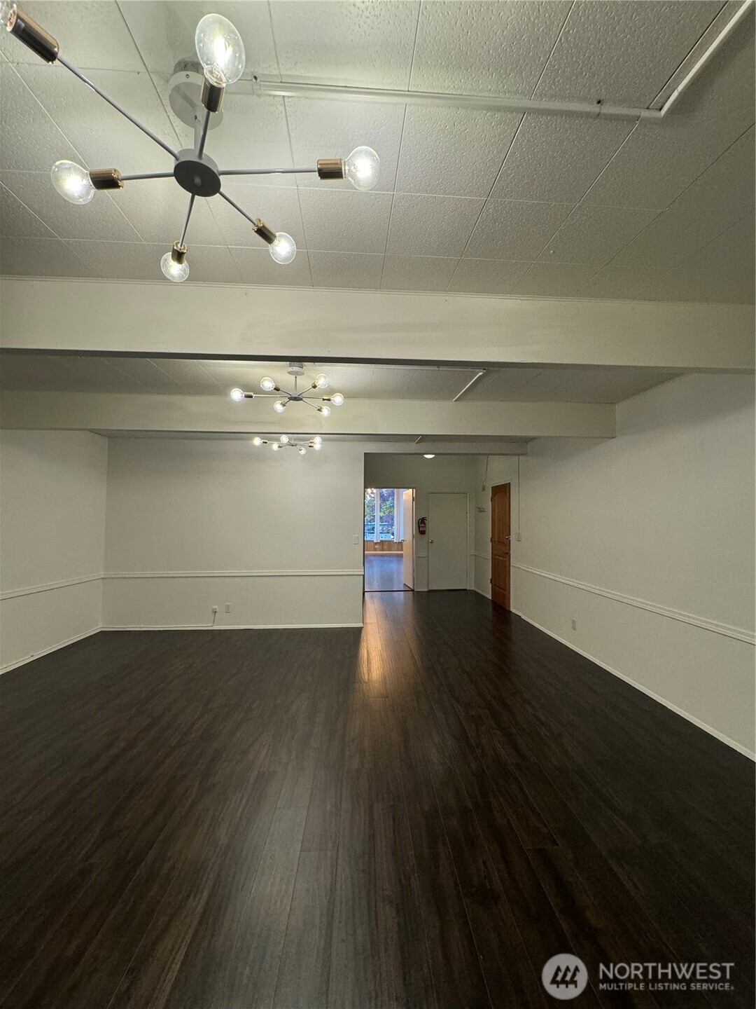 447 SW 152nd Street #206, Burien, WA 98166