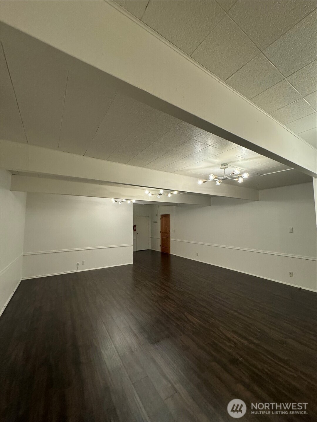 447 SW 152nd Street #206, Burien, WA 98166