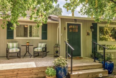 25720 78th Avenue SW, Vashon, WA 98070