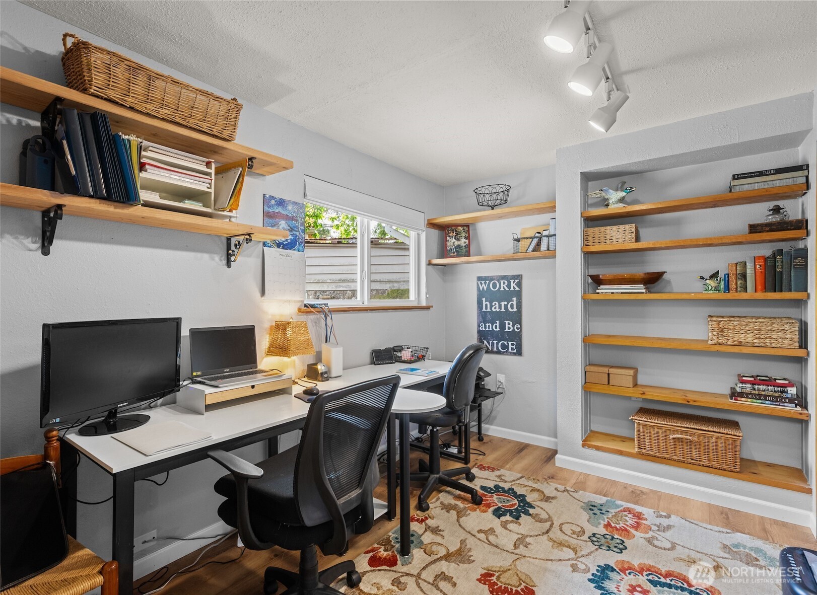 25720 78th Avenue SW, Vashon, WA 98070
