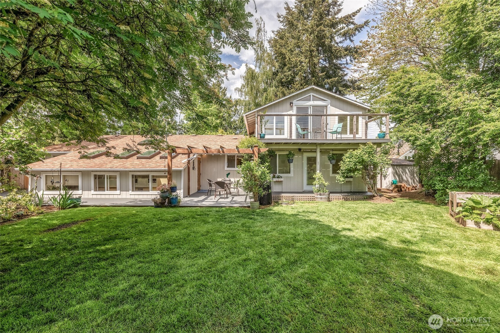 25720 78th Avenue SW, Vashon, WA 98070