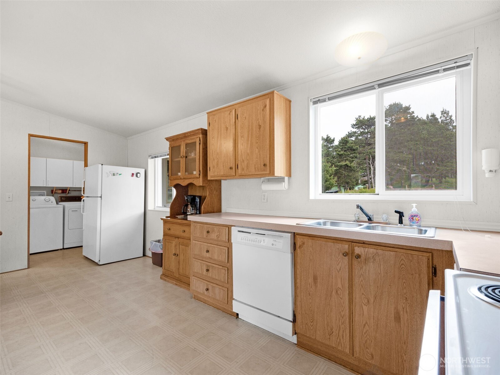 29603 I Street , Ocean Park, WA 98640