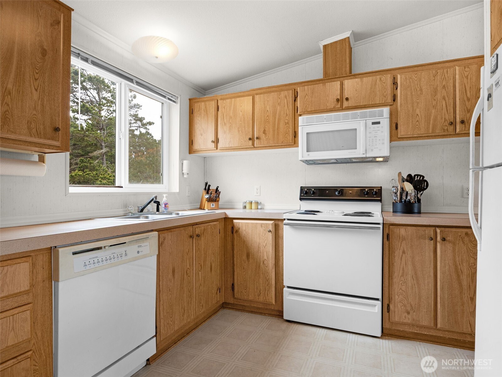 29603 I Street , Ocean Park, WA 98640