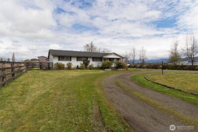 21928 SE 436th Street , Enumclaw, WA 98022 - Photo 2