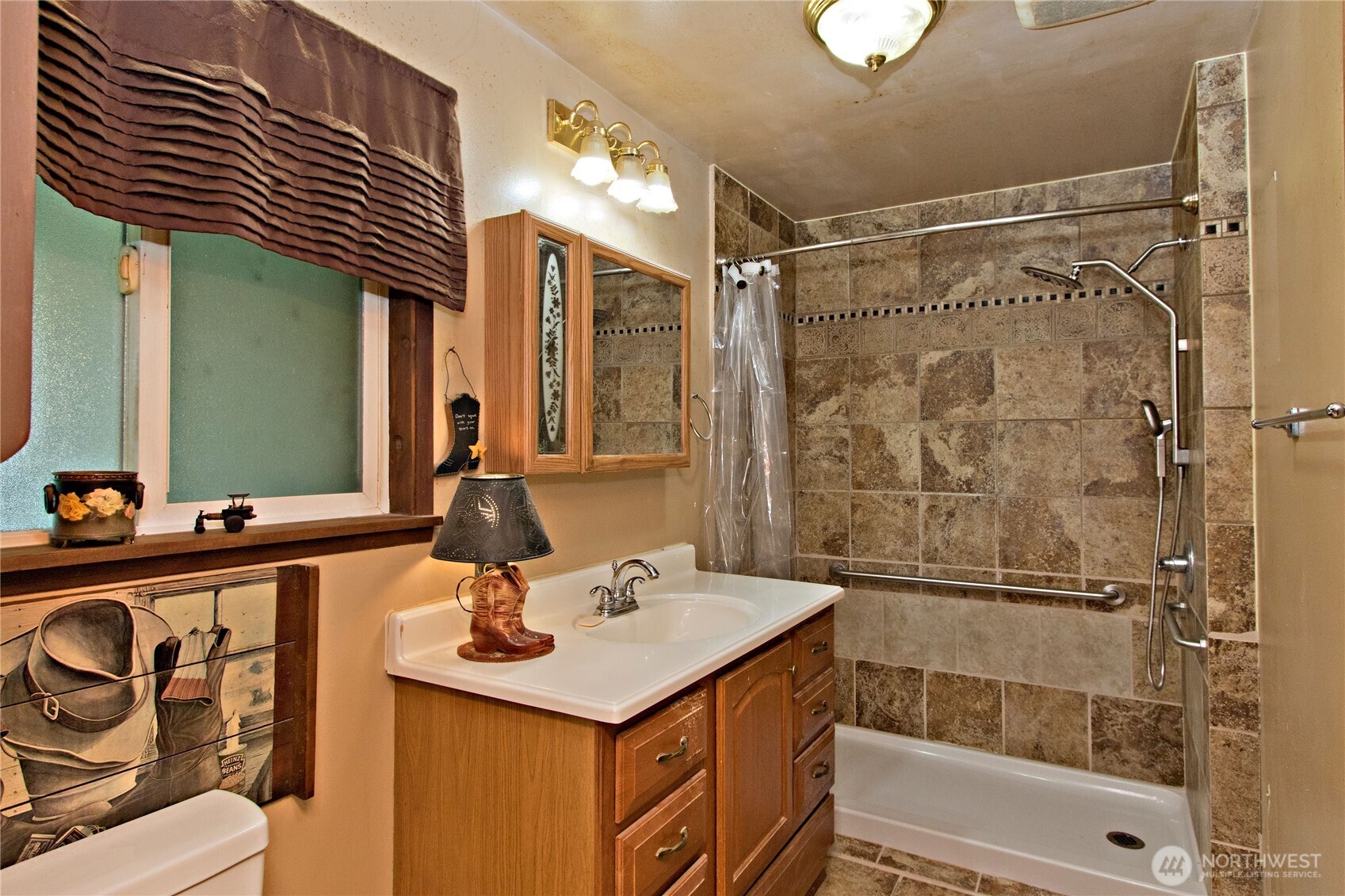 21928 SE 436th Street , Enumclaw, WA 98022