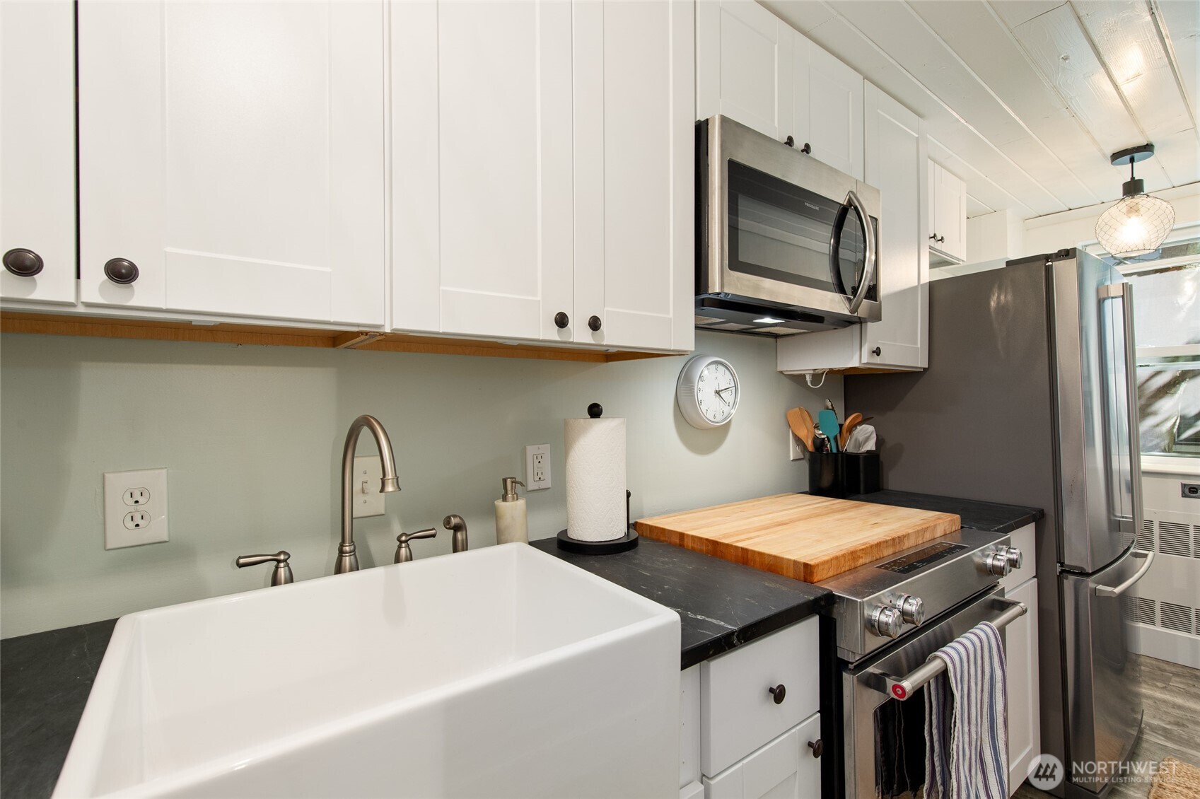4725 15th Avenue NE #12, Seattle, WA 98105