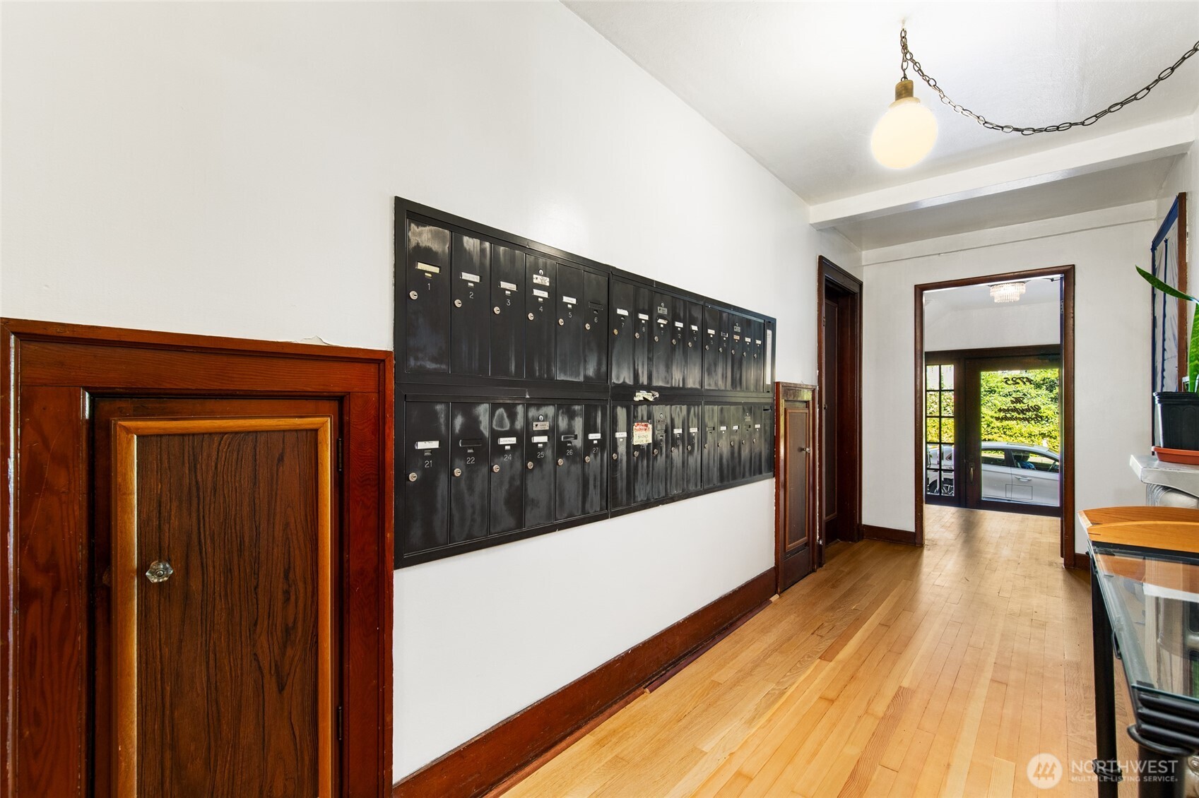 4725 15th Avenue NE #12, Seattle, WA 98105
