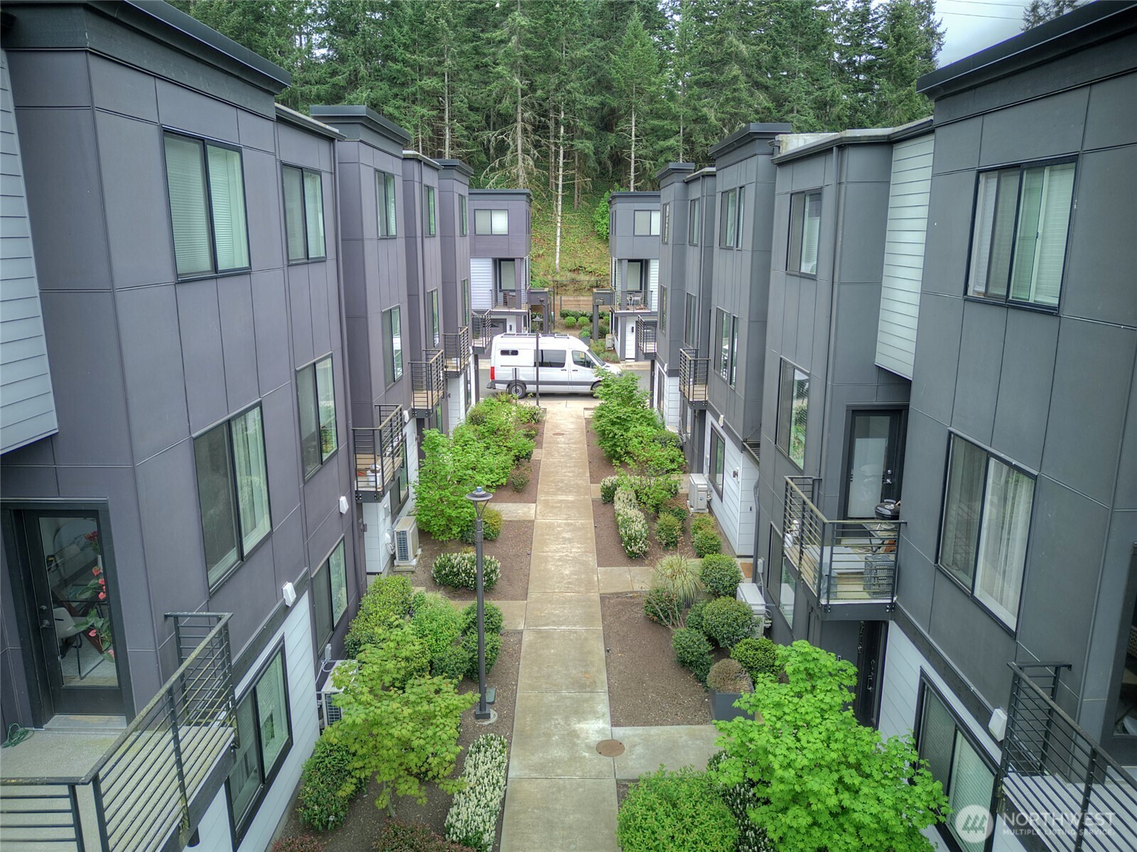 18723 76th Avenue W, Lynnwood, WA 98037-4113