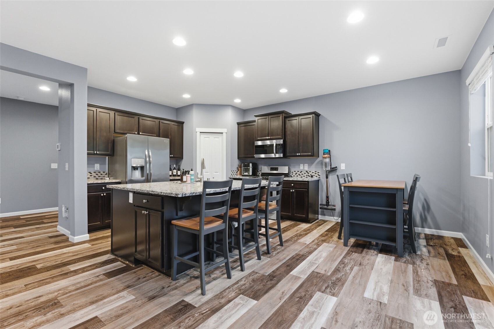 914 O'Farrell Lane NW, Orting, WA 98360
