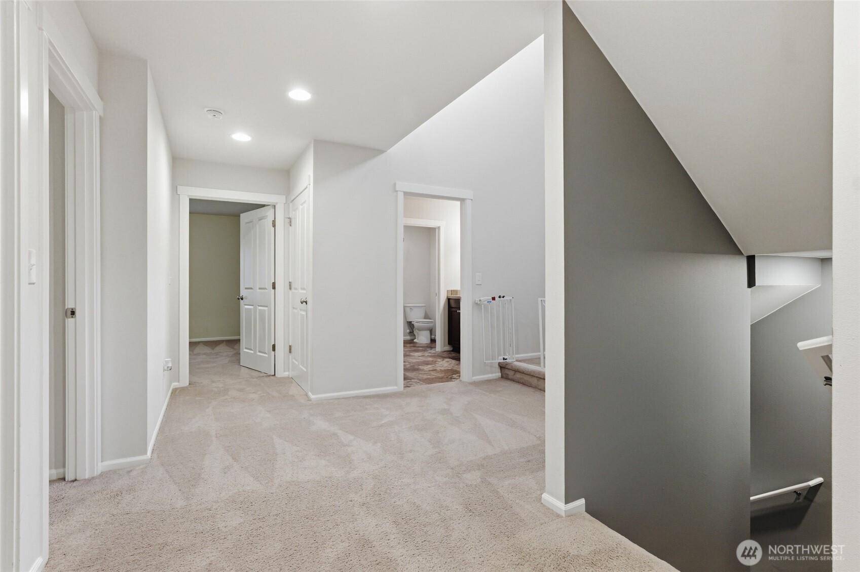 914 O'Farrell Lane NW, Orting, WA 98360