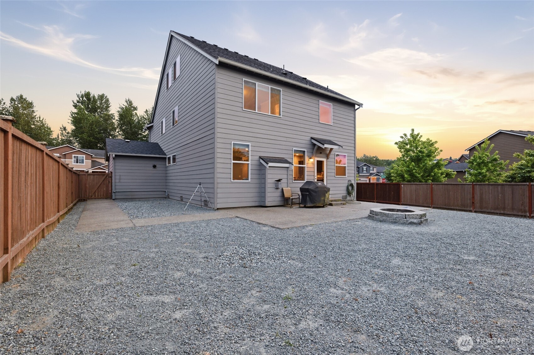 914 O'Farrell Lane NW, Orting, WA 98360