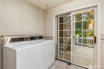 4331 Rhodes End NE, Bainbridge Island, WA 98110-3270 - Photo 12